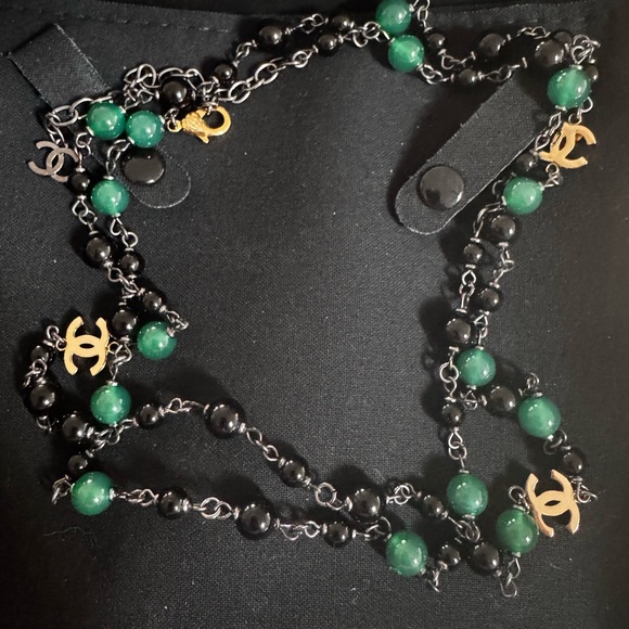 CHANEL Green and Black Bead Multi-Strand Necklace with Gold CC Charms - Picture 2 of 3